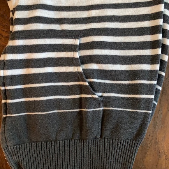 BKE (BUCKLE)  Striped sweater zip up hoodie M EUC - Picture 5 of 6